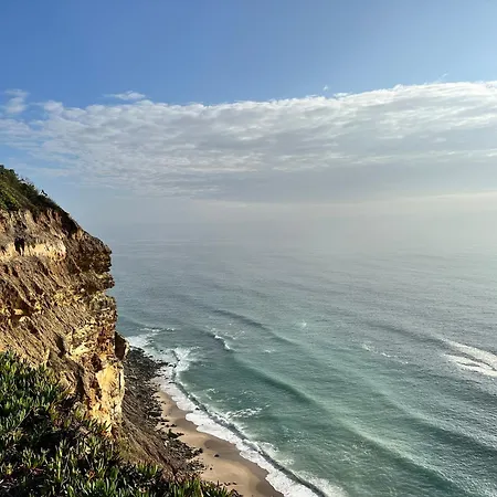 بيت ضيافة The Blanco Ericeira